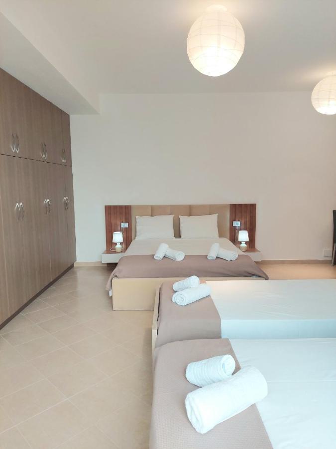 Elizabeth Aparthotel *