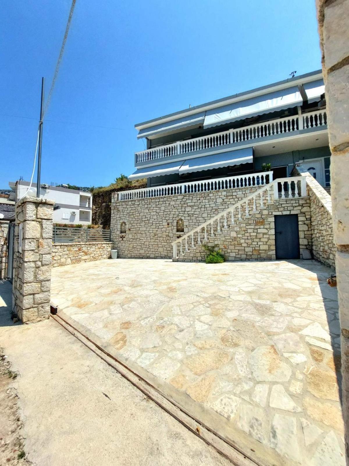 Elizabeth Aparthotel